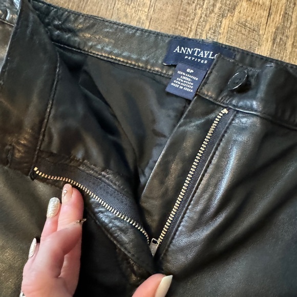 Vintage Ann Taylor, Genuine Black Leather pant, size 6 petite - Picture 5 of 14